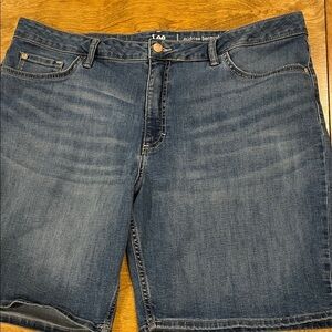 Lee Roders Bermuda Denim Shorts